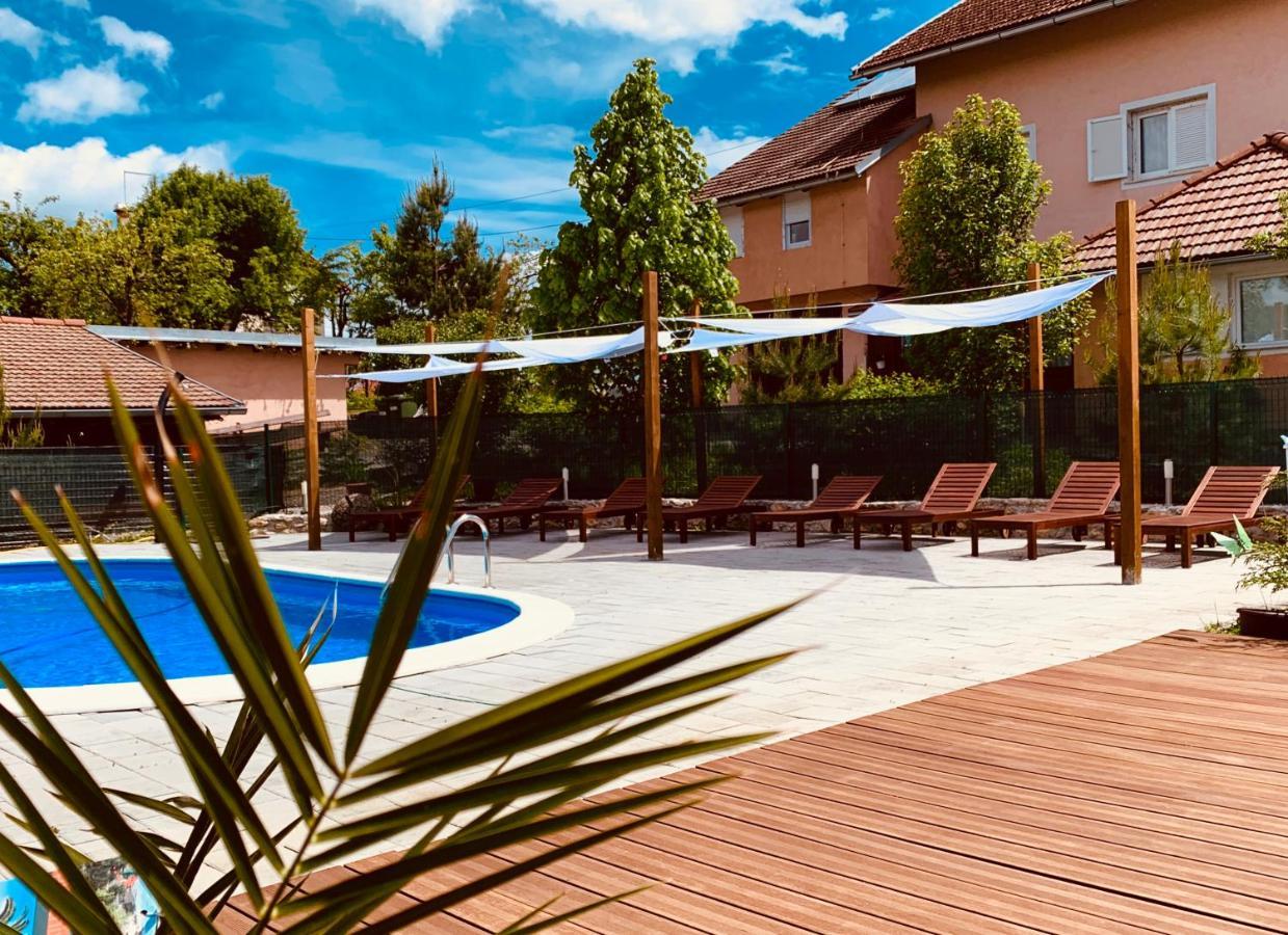 Villa Rubcic Rooms Rakovica Buitenkant foto
